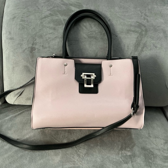 Nice ELEGANT SPACIOUS tote 🌷🌷 - Picture 2 of 13